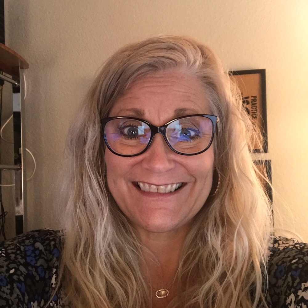 Meet your Posher, Kristin